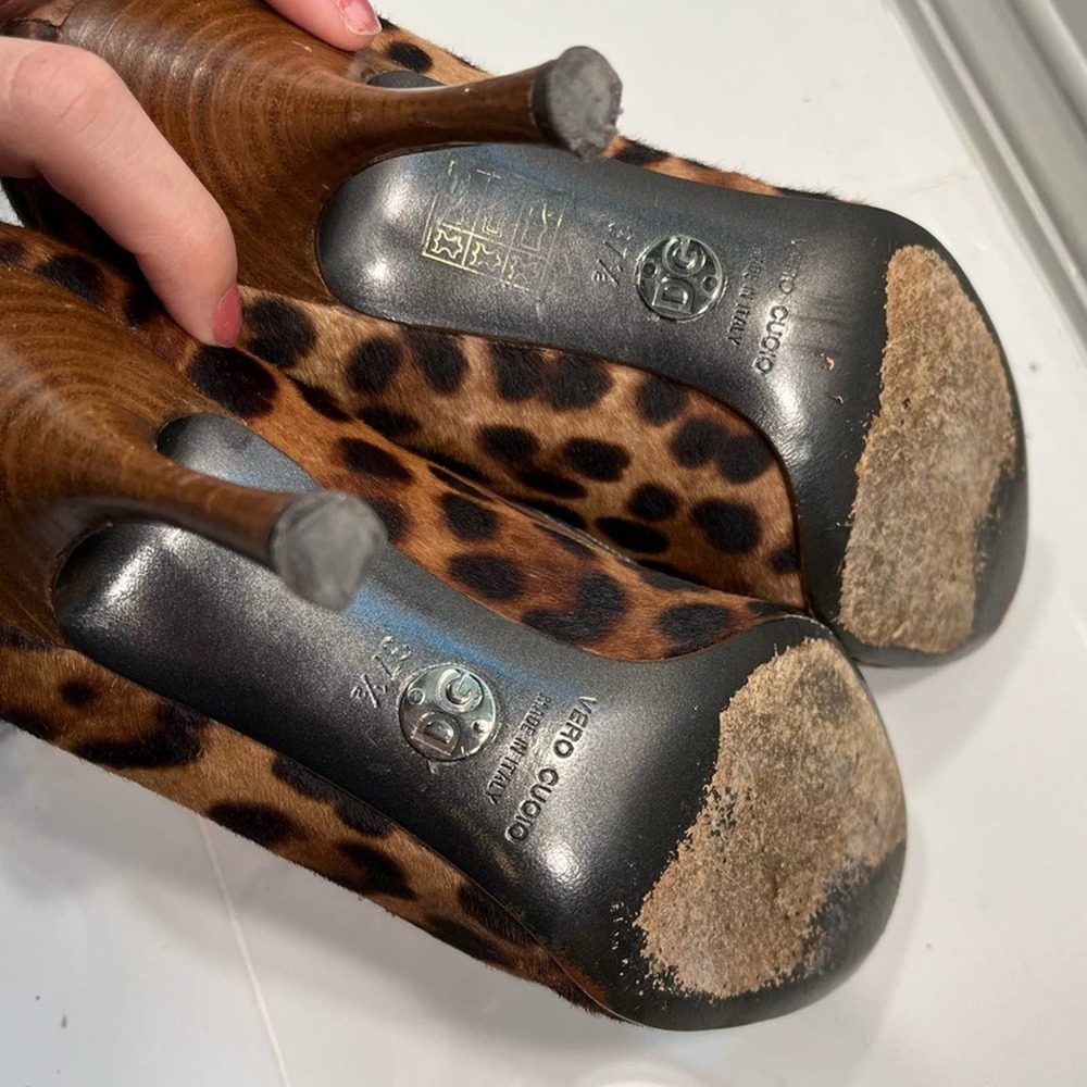 Dolce & Gabbana Leopard print Hair Pumps Brown Black Round Toe Heels 7.5 / 37.5 - Picture 9 of 9